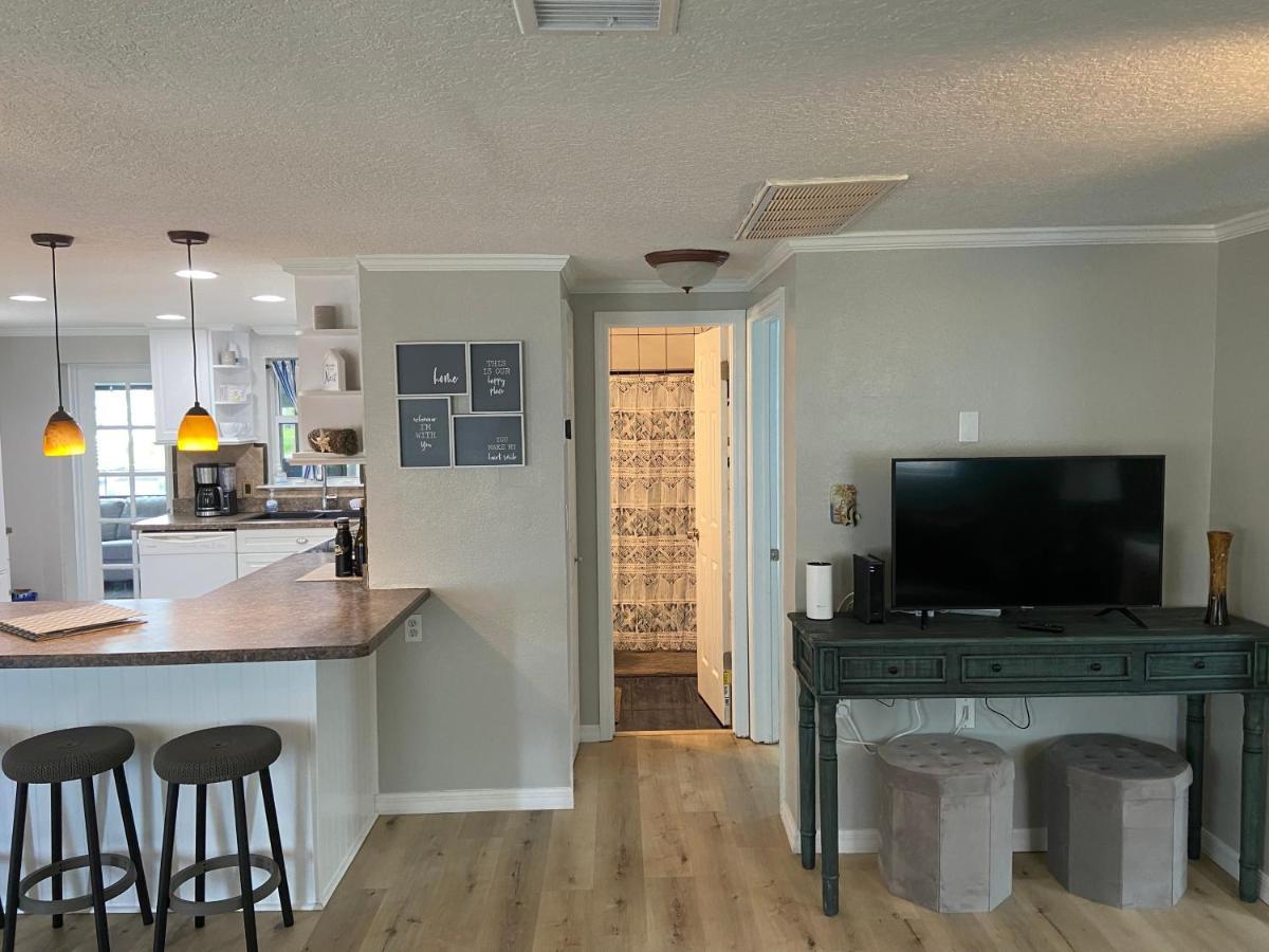 Gorgeous Seaside Seashell Cottage! ハドソン エクステリア 写真
